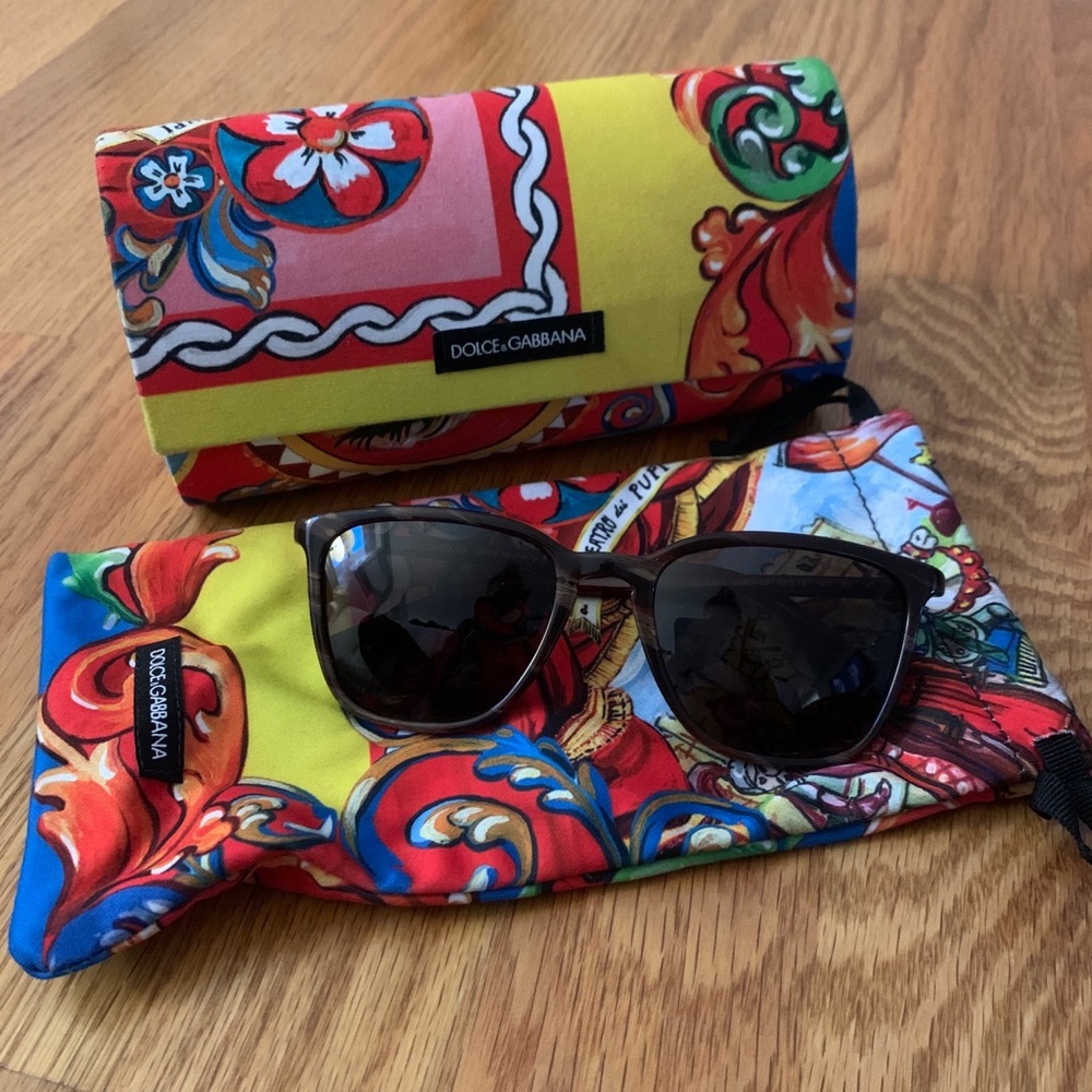 Dolce & Gabbana DG4301 Sunglasses NWOT